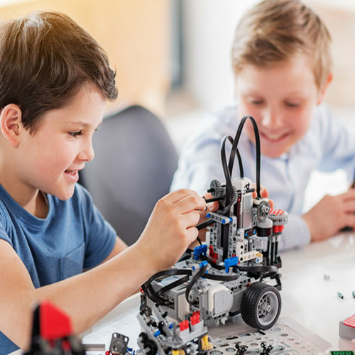 children build a robot